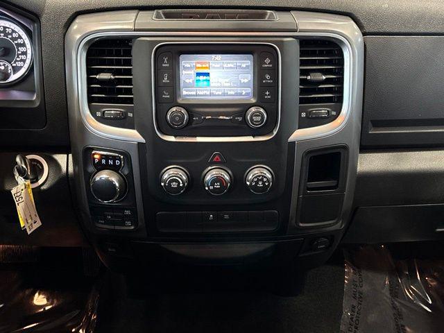 2022 Ram 1500 Classic SLT Crew Cab 4x4 57 Box