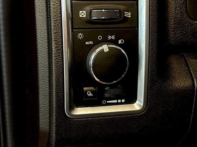 2022 Ram 1500 Classic SLT Crew Cab 4x4 57 Box
