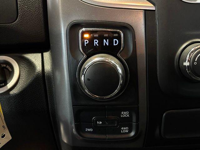 2022 Ram 1500 Classic SLT Crew Cab 4x4 57 Box