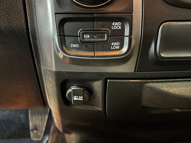 2022 Ram 1500 Classic SLT Crew Cab 4x4 57 Box