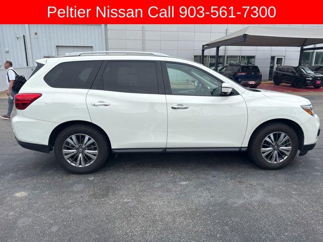 2019 Nissan Pathfinder SL