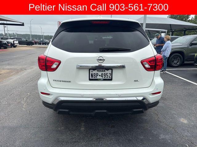 2019 Nissan Pathfinder SL