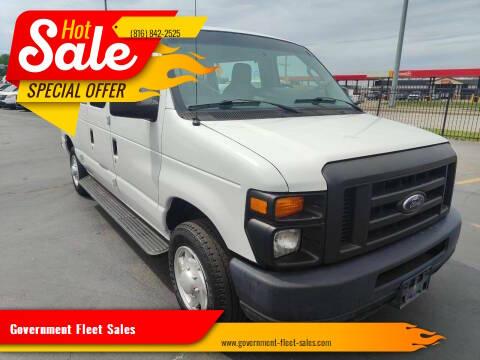 2013 Ford E-350 Super Duty XL for sale in Kansas City, MO