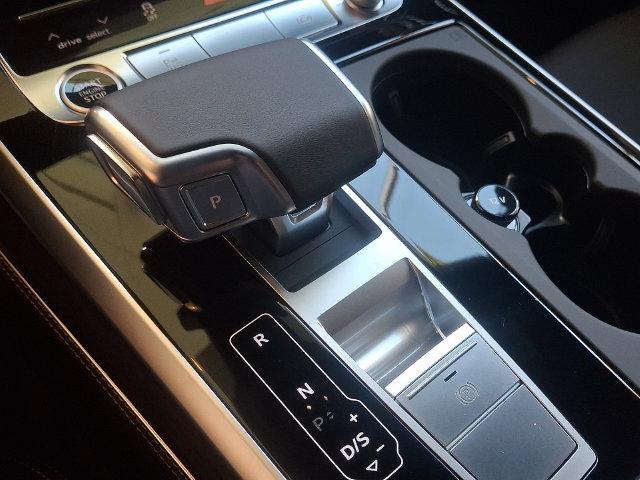 2026 Audi Q8 Premium Plus 55 TFSI quattro Tiptronic