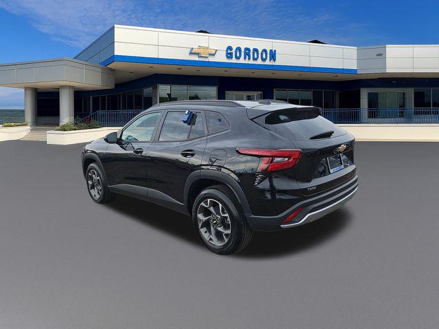 2025 Chevrolet Trax FWD LT