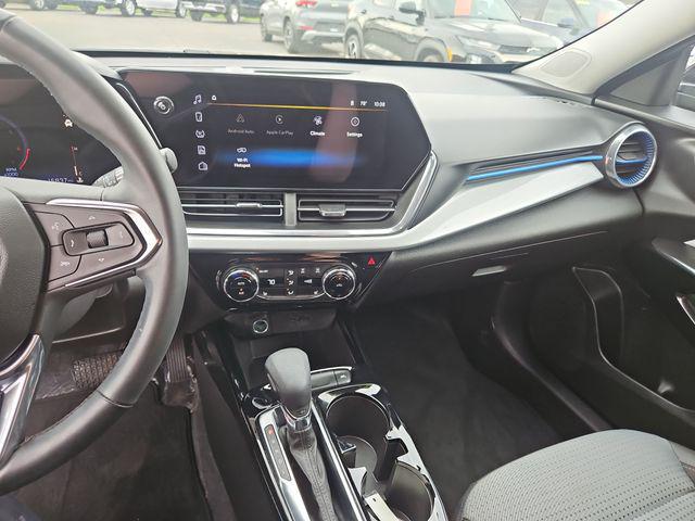 2025 Chevrolet Trax FWD LT
