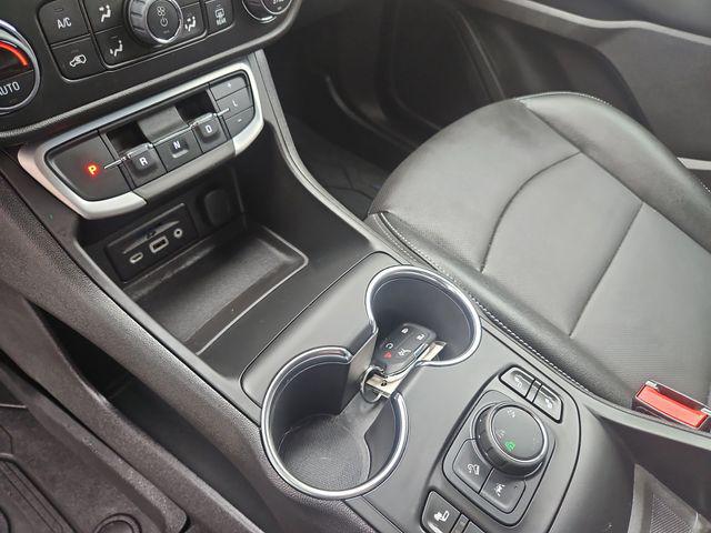 2024 GMC Terrain AWD SLT