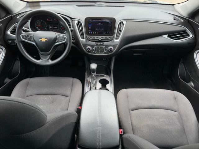 2022 Chevrolet Malibu FWD LT