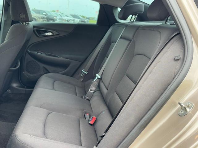 2022 Chevrolet Malibu FWD LT