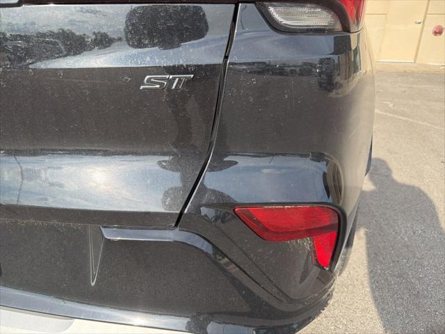 2024 Buick NV Sport Touring FWD
