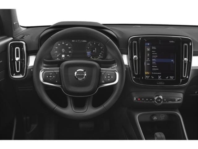 2019 Volvo XC40 T5 Momentum