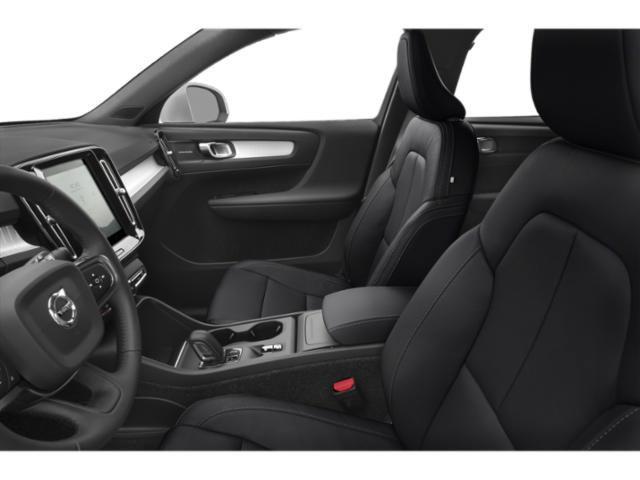 2019 Volvo XC40 T5 Momentum