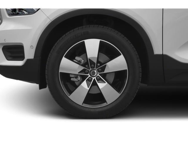 2019 Volvo XC40 T5 Momentum