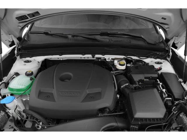 2019 Volvo XC40 T5 Momentum