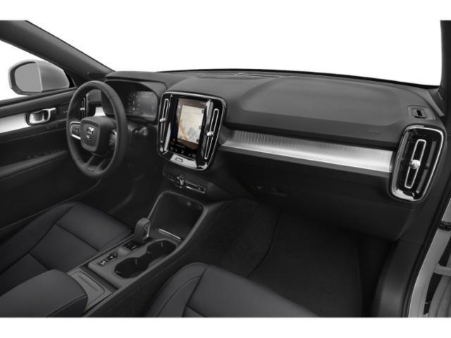 2019 Volvo XC40 T5 Momentum