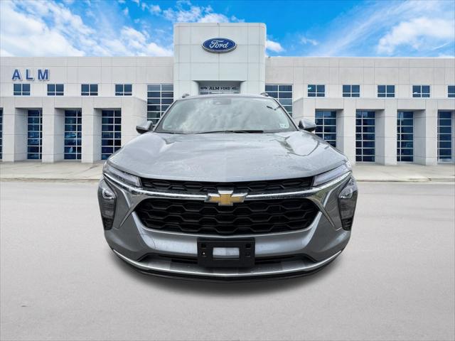 2025 Chevrolet Trax FWD LT