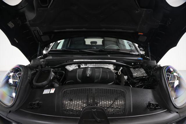 2020 Porsche Macan Base