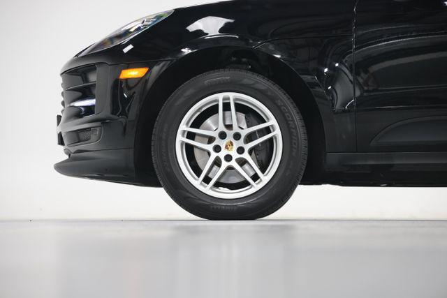 2020 Porsche Macan Base