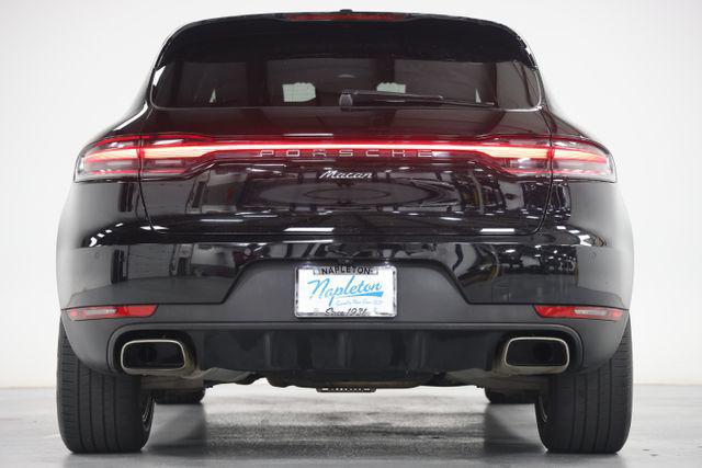 2020 Porsche Macan Base