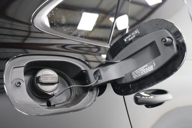 2020 Porsche Macan Base