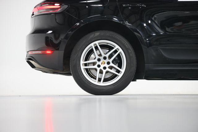 2020 Porsche Macan Base