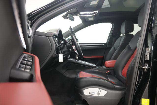 2020 Porsche Macan Base