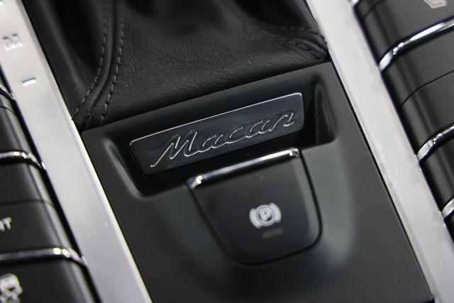 2020 Porsche Macan Base