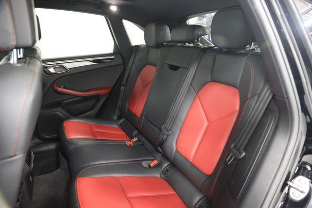 2020 Porsche Macan Base