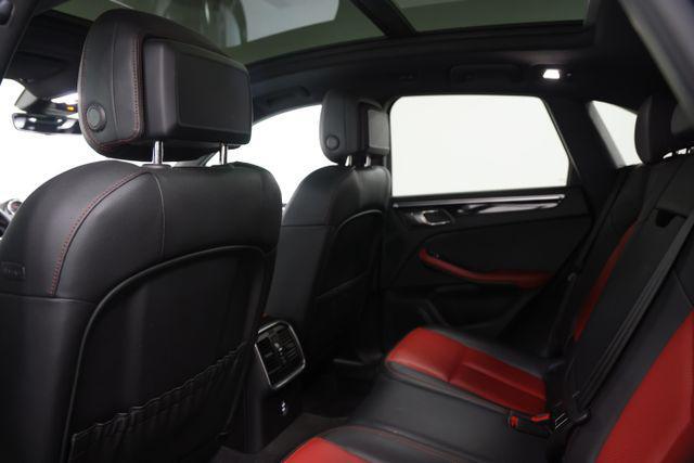 2020 Porsche Macan Base