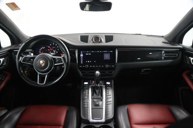 2020 Porsche Macan Base