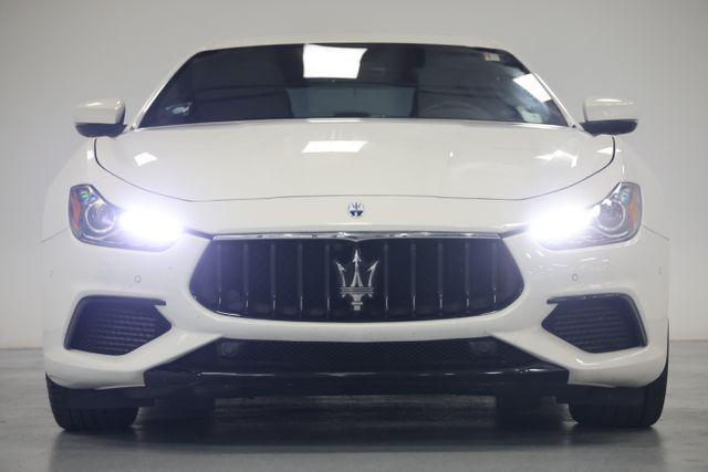 2022 Maserati Ghibli Modena Q4
