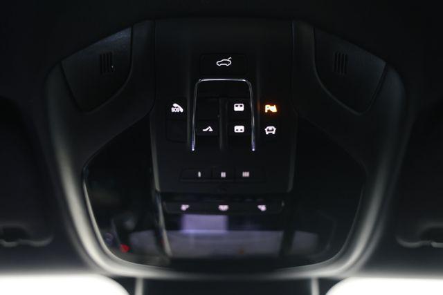 2022 Maserati Ghibli Modena Q4