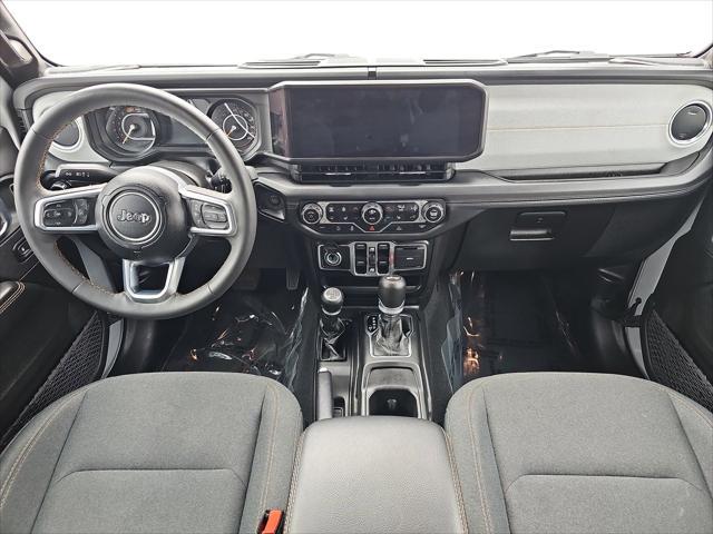 2024 Jeep Wrangler 4-Door Sahara 4x4
