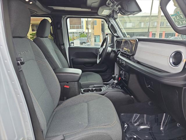 2024 Jeep Wrangler 4-Door Sahara 4x4