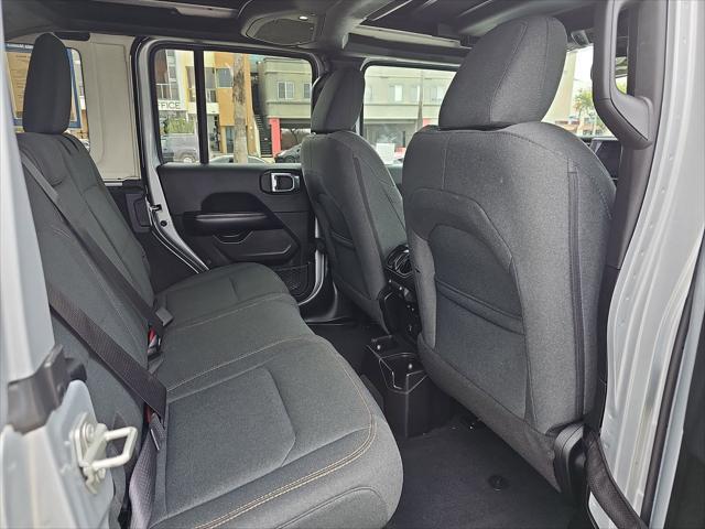 2024 Jeep Wrangler 4-Door Sahara 4x4