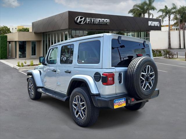 2024 Jeep Wrangler 4-Door Sahara 4x4
