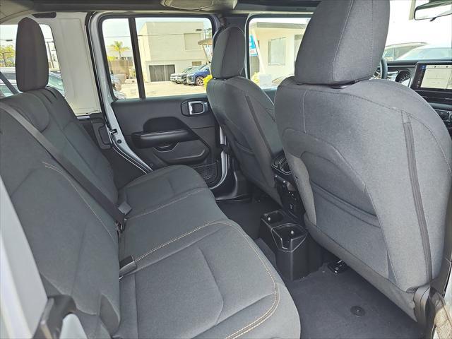 2024 Jeep Wrangler 4-Door Sahara 4x4
