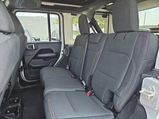 2024 Jeep Wrangler 4-Door Sahara 4x4