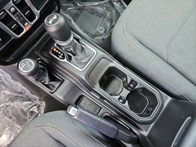 2024 Jeep Wrangler 4-Door Sahara 4x4