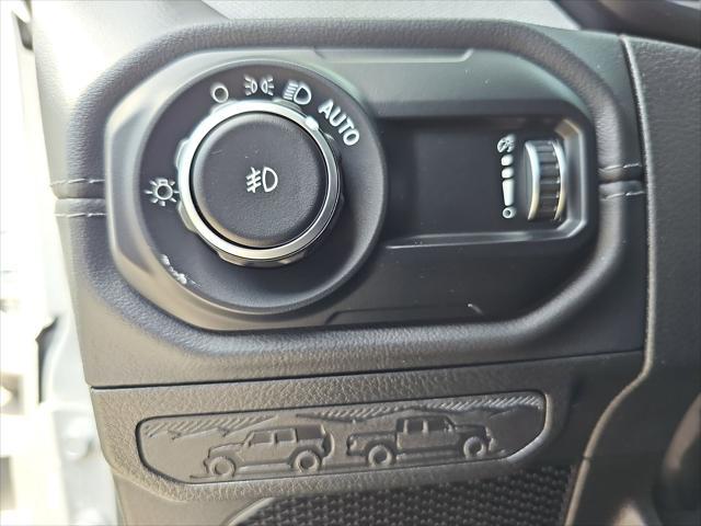 2024 Jeep Wrangler 4-Door Sahara 4x4