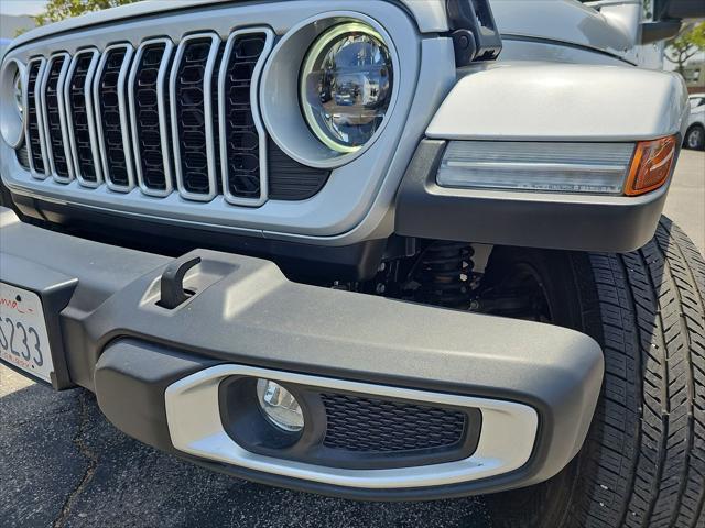 2024 Jeep Wrangler 4-Door Sahara 4x4