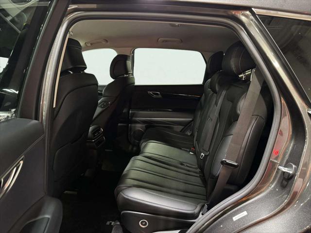2025 Genesis GV80 2.5T Standard AWD