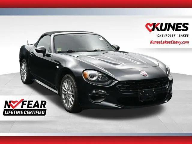 2018 Fiat 124 Spider Classica for sale in Lake Bluff, IL