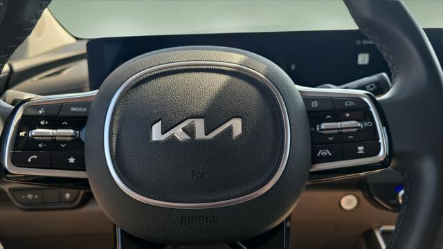 2025 Kia Carnival MPV LXS