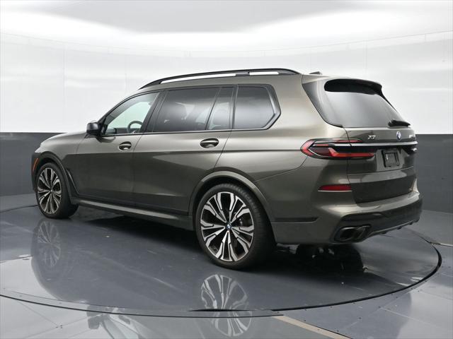 2025 BMW X7 M60i