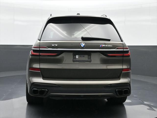 2025 BMW X7 M60i