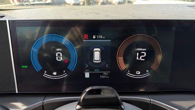2025 Hyundai Santa Fe Hybrid SEL