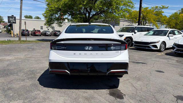 2025 Hyundai Sonata Hybrid SEL