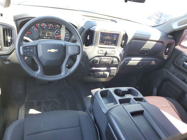 2020 Chevrolet Silverado 1500 4WD Crew Cab Short Bed Custom