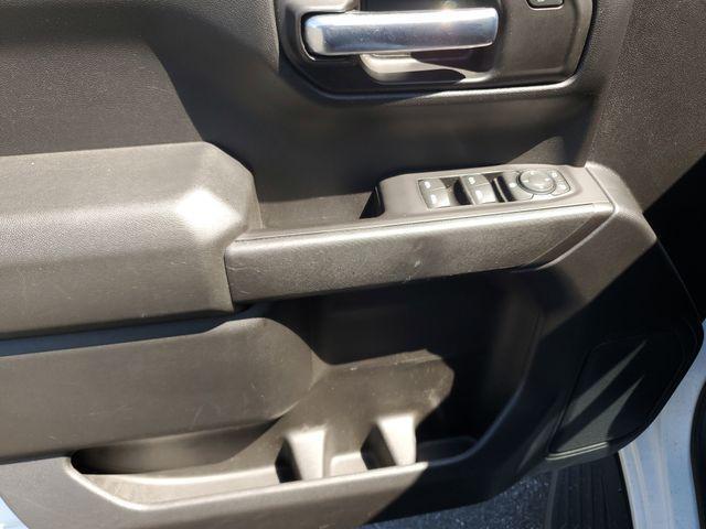 2020 Chevrolet Silverado 1500 4WD Crew Cab Short Bed Custom